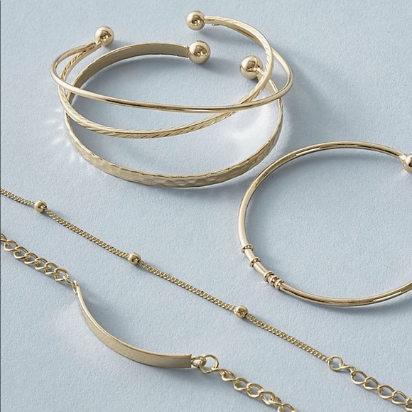 LAST SET SALE 5 pc Golden Bangle + Bracelet Set - Picture 5 of 5